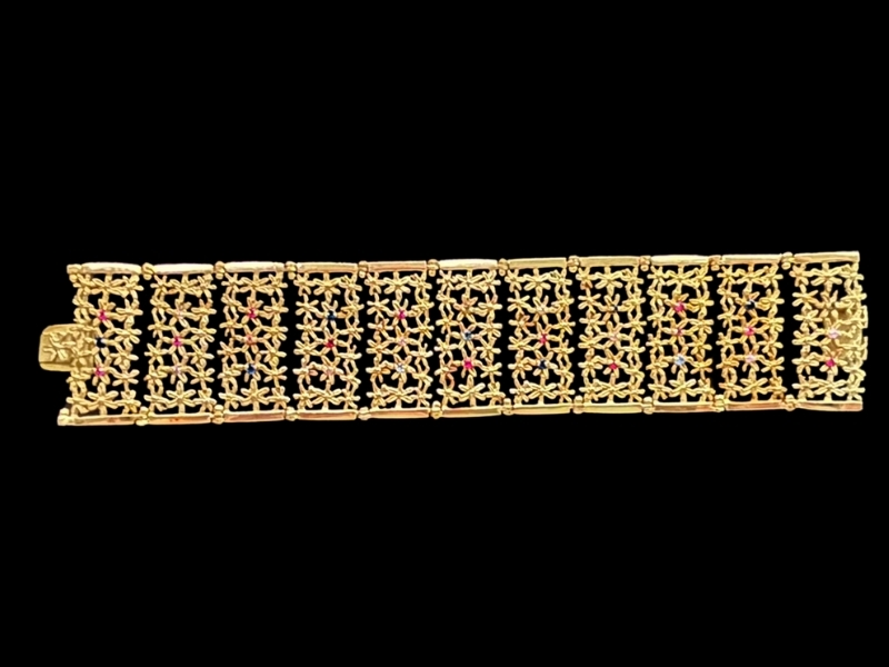 Pulseira em ouro 18k, composta por uma sequência de elos qua - leilão extrajudicial - Não informado BR - lance mínimo R$ 4.600