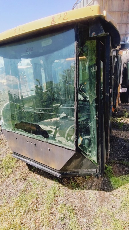 CABINE CAT 950H - leilão extrajudicial - Não informado BR - lance mínimo R$ 2.000