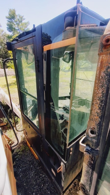 CABINE CAT 938H - leilão extrajudicial - Não informado BR - lance mínimo R$ 2.000