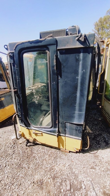 CABINE CAT 960F - leilão extrajudicial - Não informado BR - lance mínimo R$ 2.000