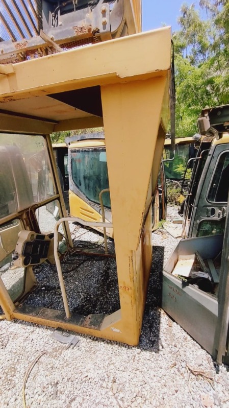 CABINE CAT 135H - leilão extrajudicial - Não informado BR - lance mínimo R$ 3.000