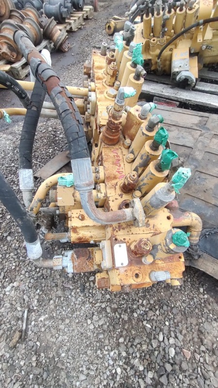 COMANDO HIDRAULICO - leilão extrajudicial - Não informado BR - lance mínimo R$ 2.000