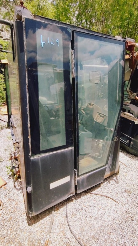 CABINE CAT (VAZIA) - leilão extrajudicial - Não informado BR - lance mínimo R$ 2.000