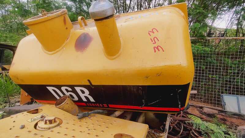 TANQUE HIDRAULICO CAT D6R - leilão extrajudicial - Não informado BR - lance mínimo R$ 1.000