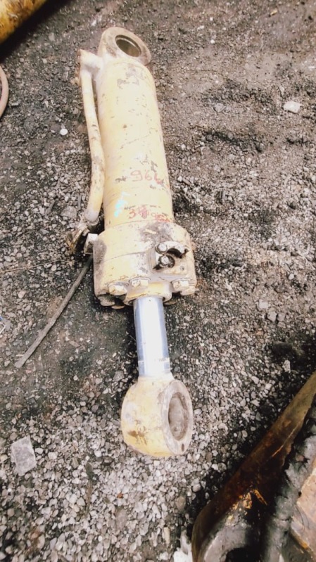 PISTÃO CAT 966H - leilão extrajudicial - Não informado BR - lance mínimo R$ 2.000