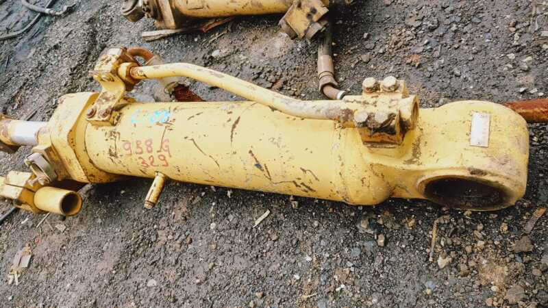 PISTÃO CAT 938G - leilão extrajudicial - Não informado BR - lance mínimo R$ 2.000