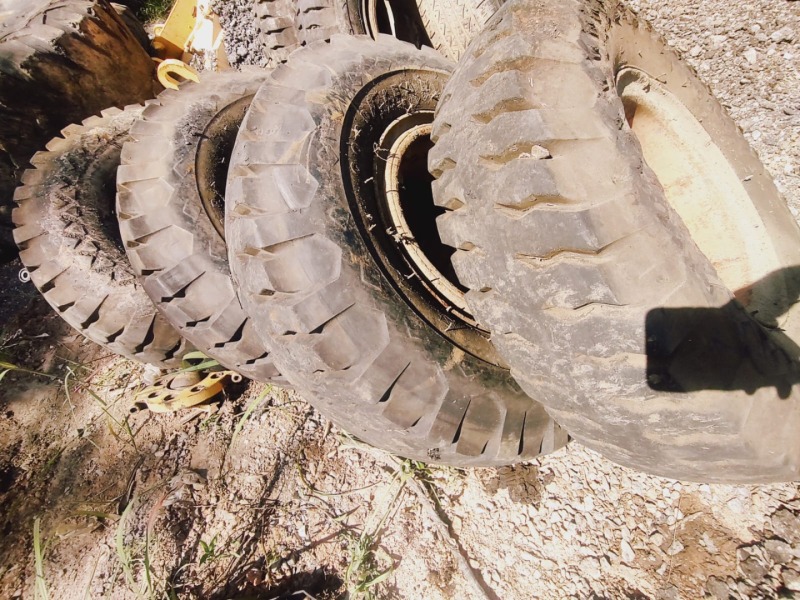 RODA COM PNEU PARA CANARINHO (04 UNIDADES ) - leilão extrajudicial - Não informado BR - lance mínimo R$ 2.000