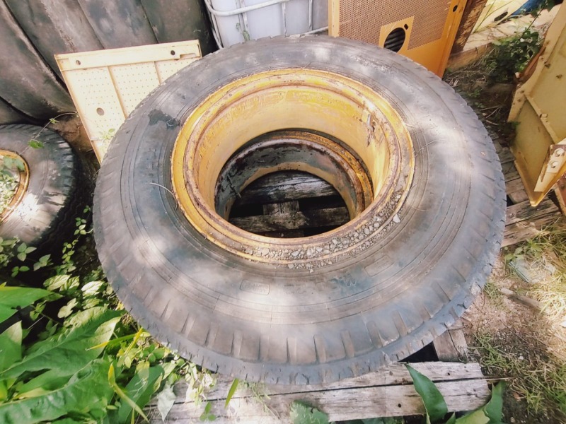 RODA COM PNEU 11.00-22 (UNIDADE) - leilão extrajudicial - Não informado BR - lance mínimo R$ 1.000