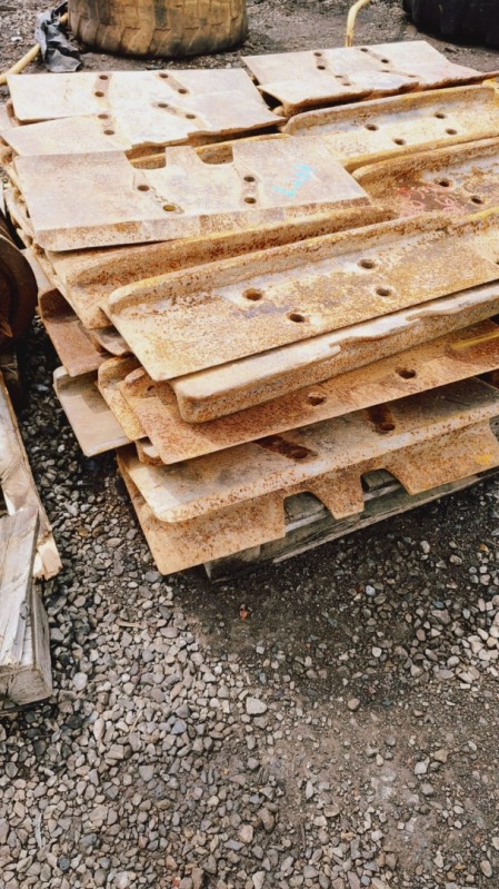 CONJUNTO DE SAPATA CAT D6R (57 UNIDADES ) - leilão extrajudicial - Não informado BR - lance mínimo R$ 3.000