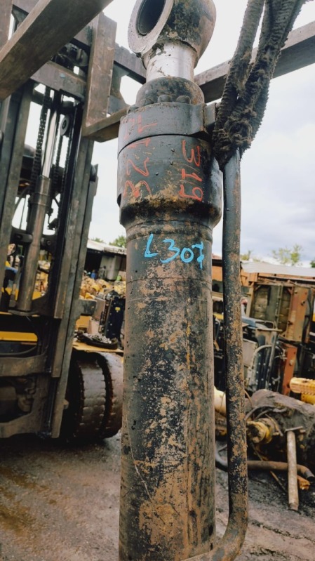 PISTÃO CAT 321DL - leilão extrajudicial - Não informado BR - lance mínimo R$ 2.000