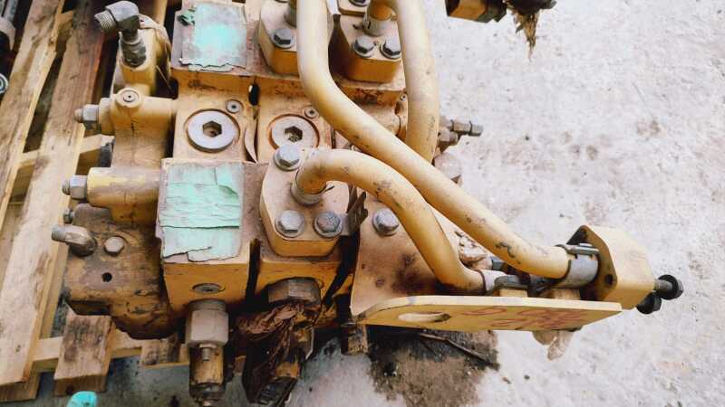 COMANDO HIDRAULICO CAT 950G - leilão extrajudicial - Não informado BR - lance mínimo R$ 2.000