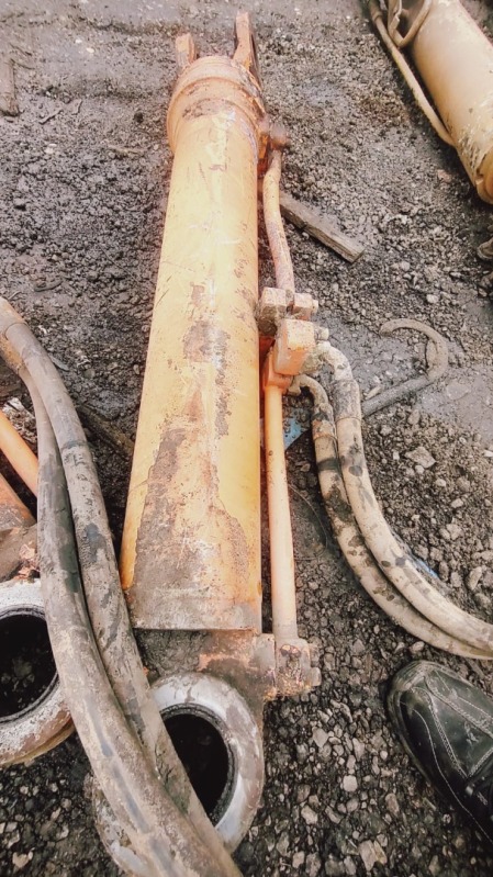 PISTÃO DOOSAN LEVANTE - leilão extrajudicial - Não informado BR - lance mínimo R$ 1.500