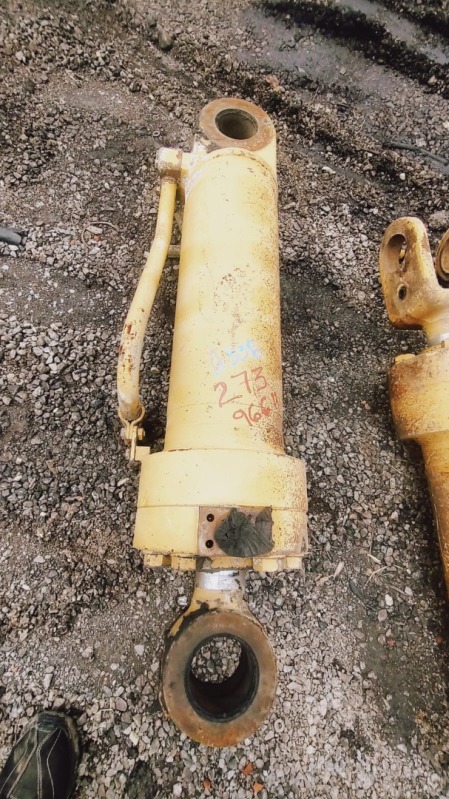 PISTÃO CAT 966H ARTICULAÇÃO - leilão extrajudicial - Não informado BR - lance mínimo R$ 1.000