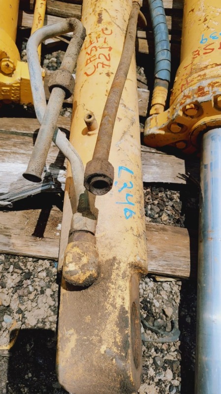 PISTÃO CASE 721-C LEVANTE - leilão extrajudicial - Não informado BR - lance mínimo R$ 1.000