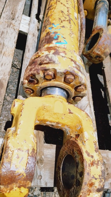 PISTÃO CASE 721-C LEVANTE - leilão extrajudicial - Não informado BR - lance mínimo R$ 1.000