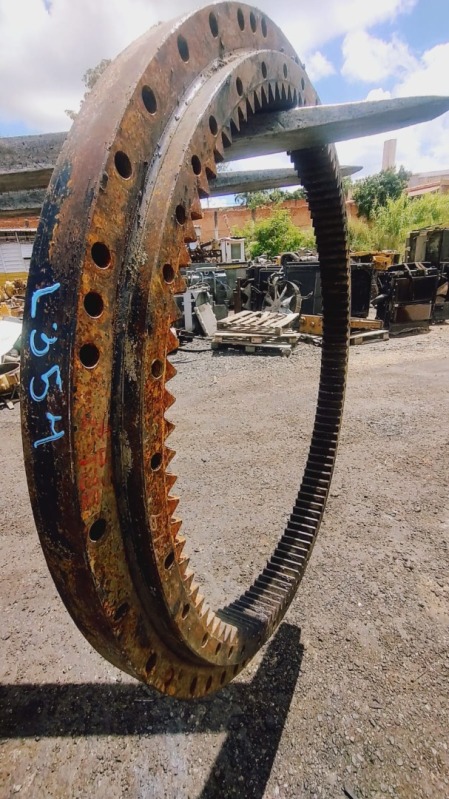 COROA DE GIRO CAT 321 D - leilão extrajudicial - Não informado BR - lance mínimo R$ 2.000