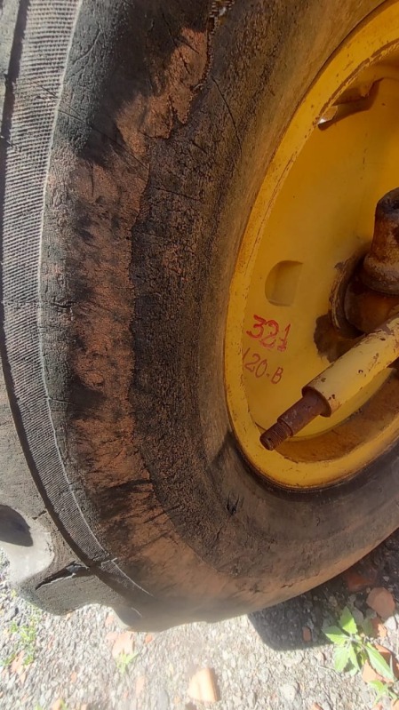 PNEU GOOD YEAR 13.00-24 COM RODA CAT 120B - leilão extrajudicial - Não informado BR - lance mínimo R$ 2.500