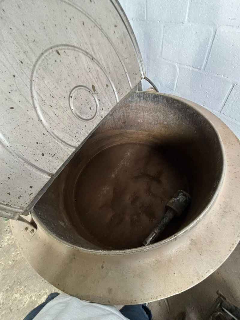 Panela de Aço Inox Industrial - Quantidade: 01 - Diametro: 1 - leilão extrajudicial - Não informado BR - lance mínimo R$ 3.900