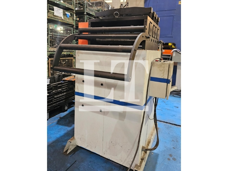 Desbobinador motorizado de 3000kg - Larg.1200 - Marca Arcel - leilão extrajudicial - Não informado BR - lance mínimo R$ 115.000