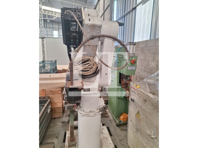 Um Robo Kawasaki Robot - Tipo JS006 - Eixo 6 - Carga útil 6K - leilão extrajudicial - Não informado BR - lance mínimo R$ 55.000